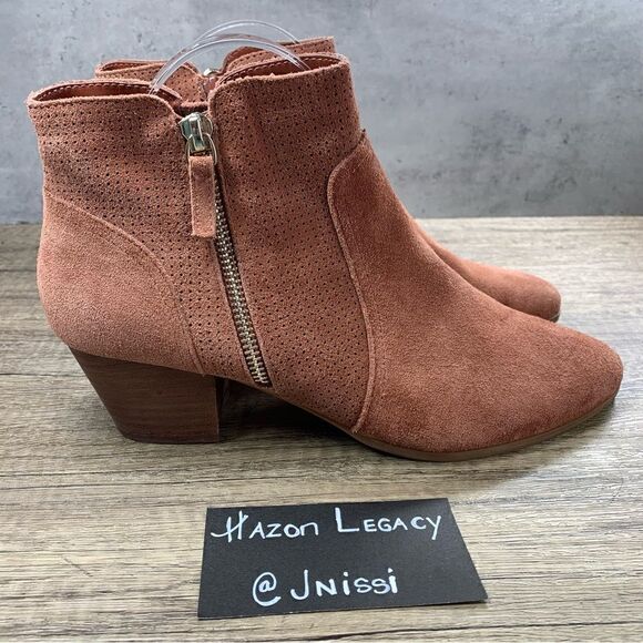 Violet & Red~Women’s~Deep Salmon Suede  Booties "Carley" ~Size 9.5M - Picture 2 of 9